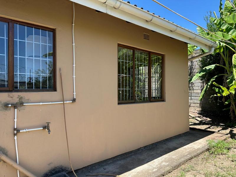 6 Bedroom Property for Sale in Mthata Eastern Cape